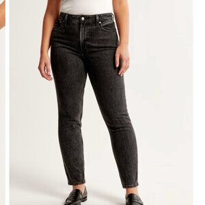 Abercrombie and Fitch the mom high rise faded black jeans size 28/6r